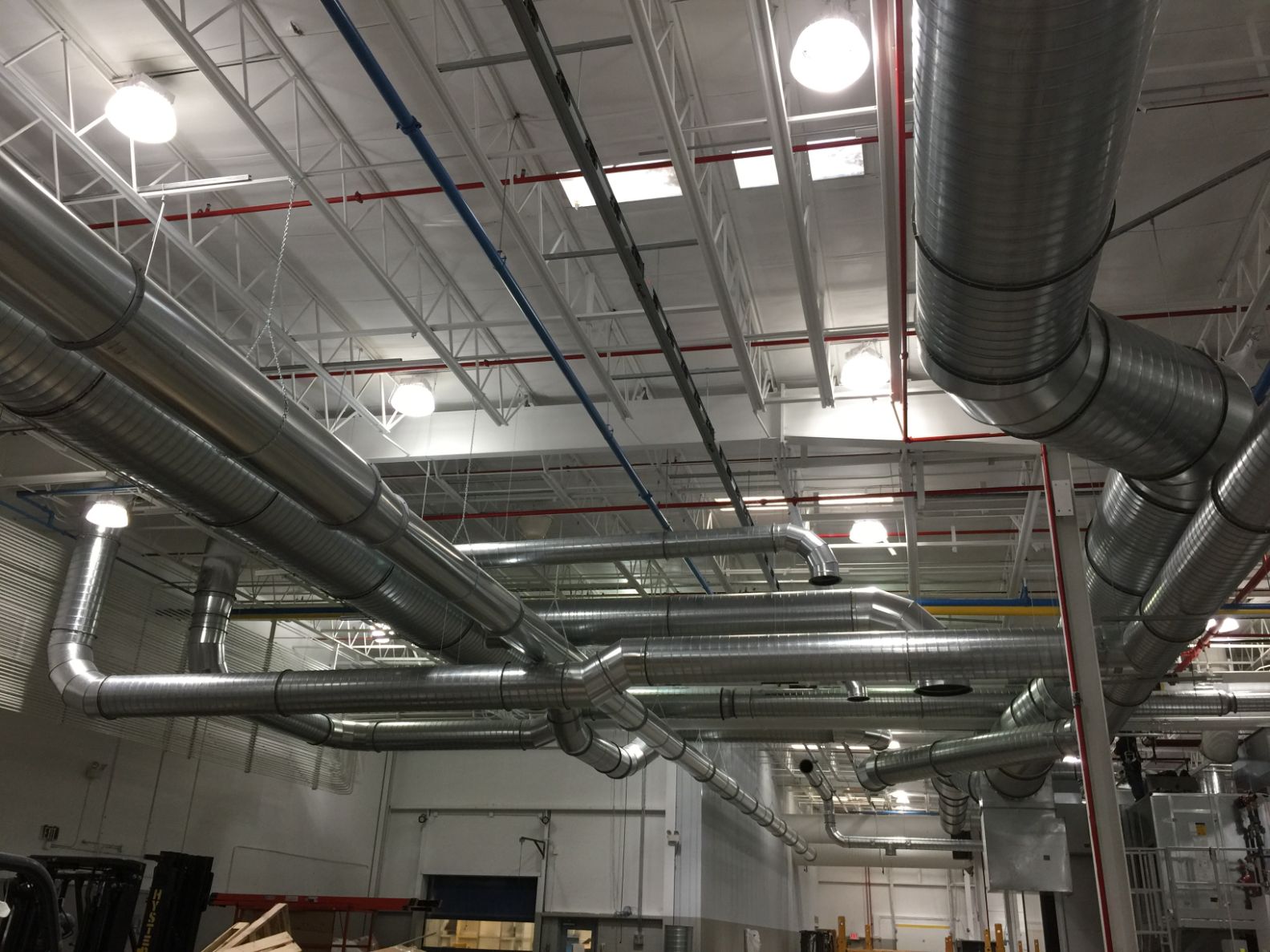 Hệ thống HVAC trong xưởng sản xuất: Vai trò, cấu tạo và cách chọn giải pháp tối ưu 6 he thong HVAC trong xuong san xuat 3