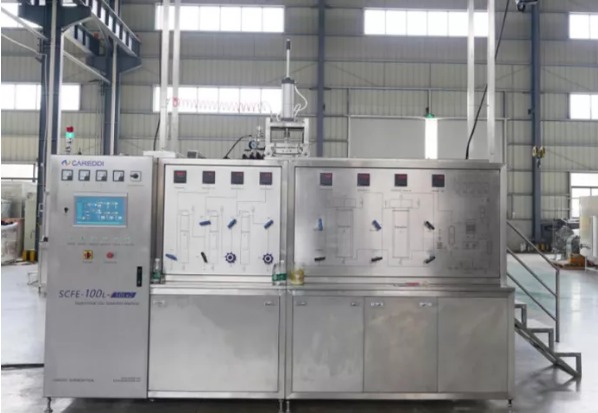Máy Chiết Tinh Dầu CO2 Siêu Tới Hạn: Giải Pháp Công Nghệ Cao Cho Năng Suất Vượt Trội 3 Máy chiết tinh dầu CO2 siêu giới hạn